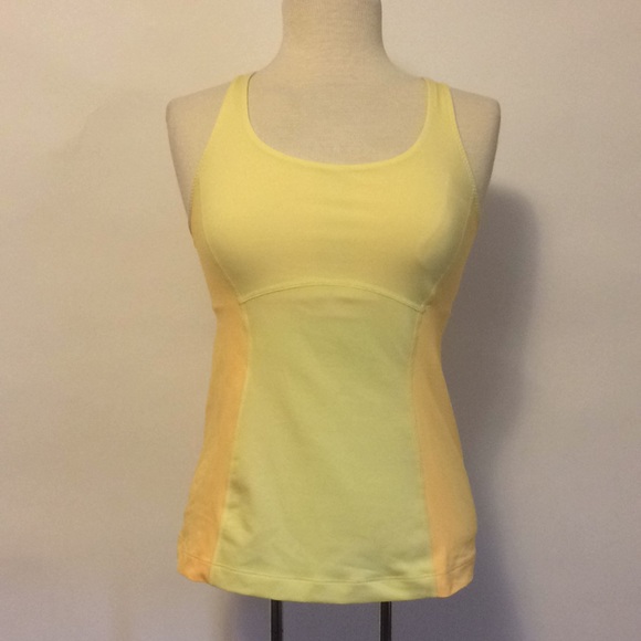 lululemon athletica Tops - Lululemon Run Pace Tank in Mellow Yellow Sz 8